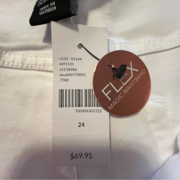 Lane Bryant White Ankle & Cropped Women’s Jeans - Picture 10 of 11